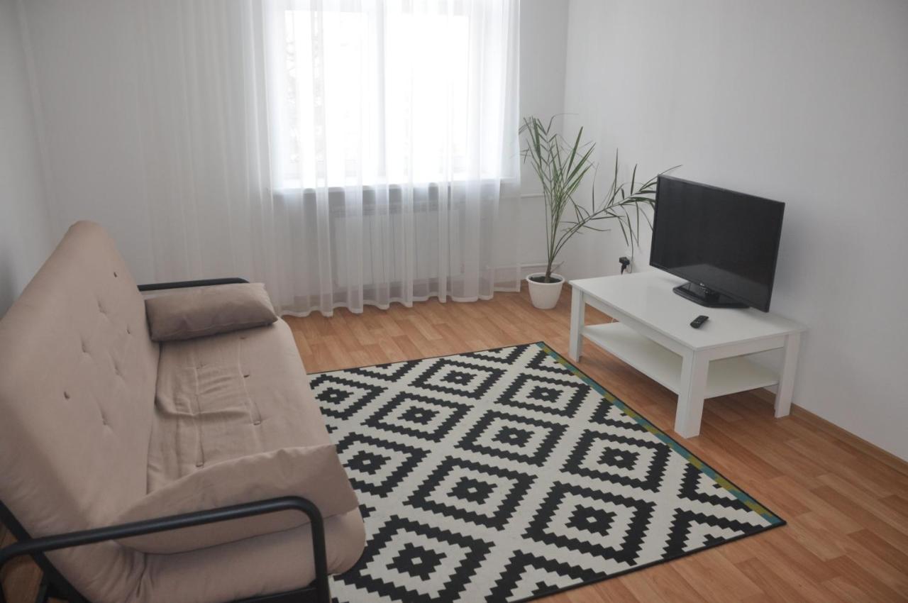 Apartments Theatre Shepkina 2 Room Sumy Exterior foto